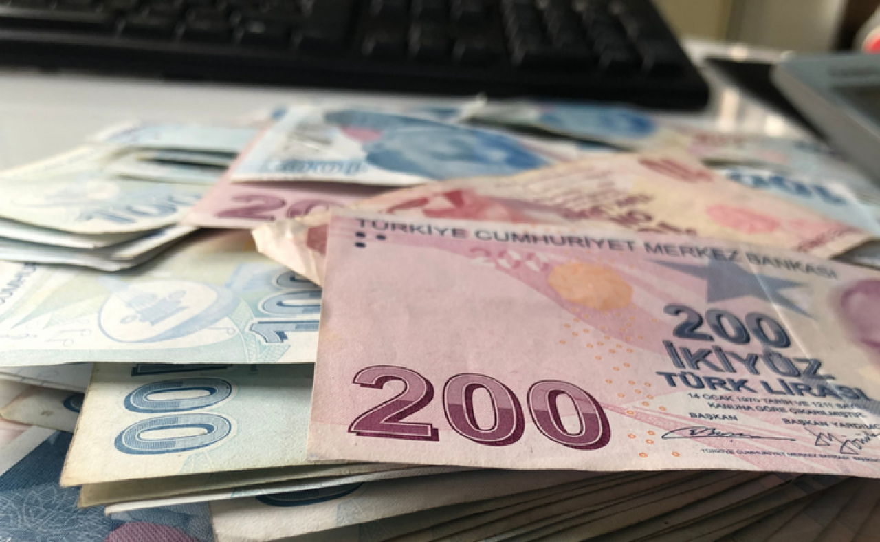Emeklilere Bayram İkramiyesinin 5.000 TL Olacağı Konuşuluyor